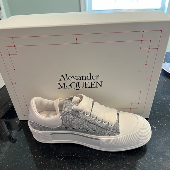 Alexander McQueen Shoes Alexander Mcqueen Silver Glitter Low Top